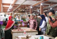 Pemkab Cirebon Monitoring Kenaikan Harga Pasar Gebang Mekar dan Losari